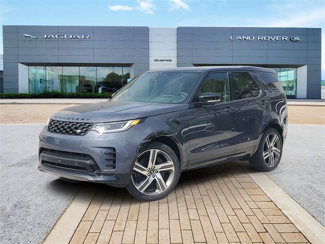 Used 2024 Land Rover Discovery Dynamic SE image 1