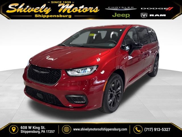 New 2026 Chrysler Pacifica Select