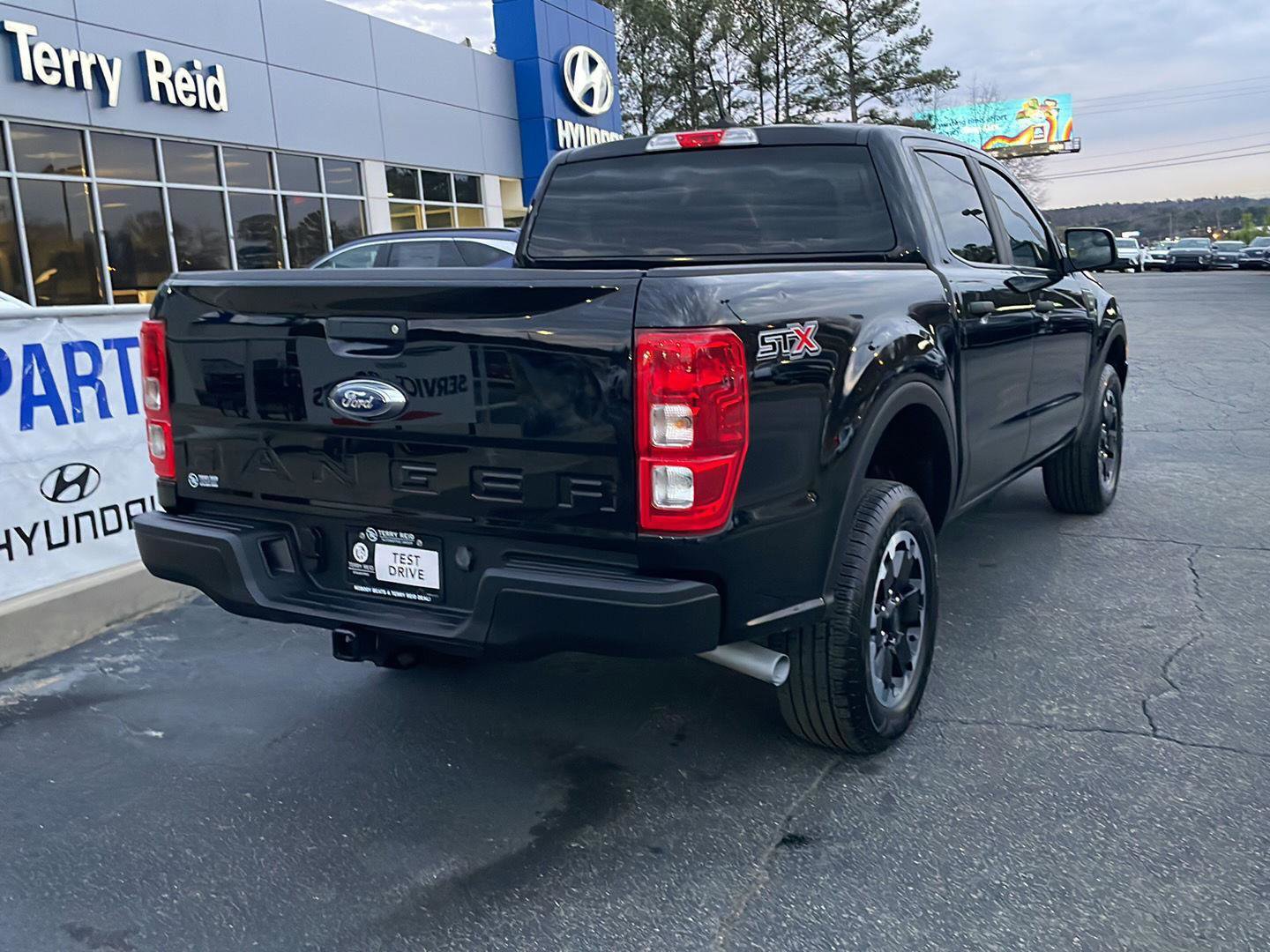 Used 2021 Ford Ranger XL w/ Equipment Group 101A High image 5