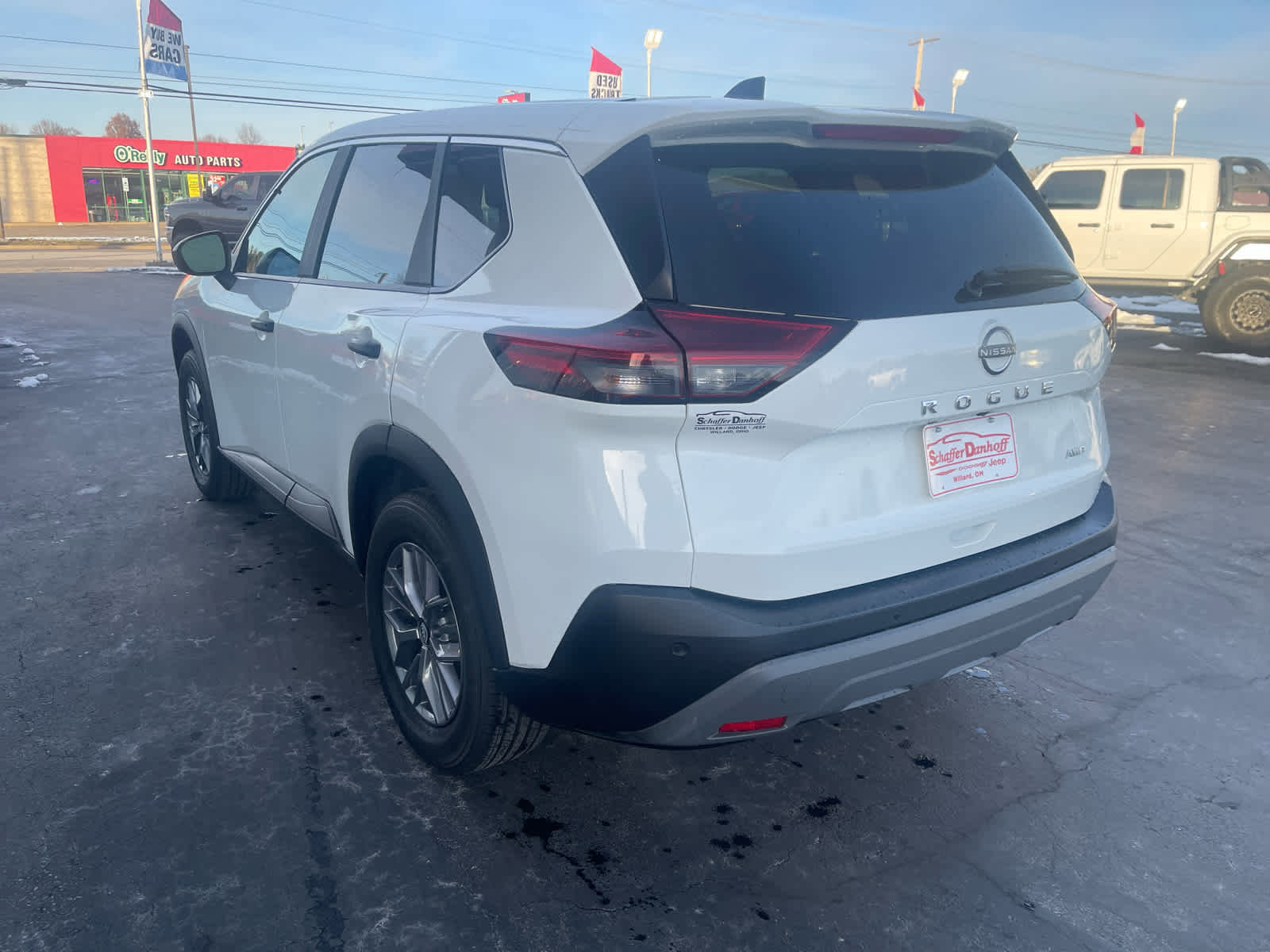 Used 2023 Nissan Rogue S image 5