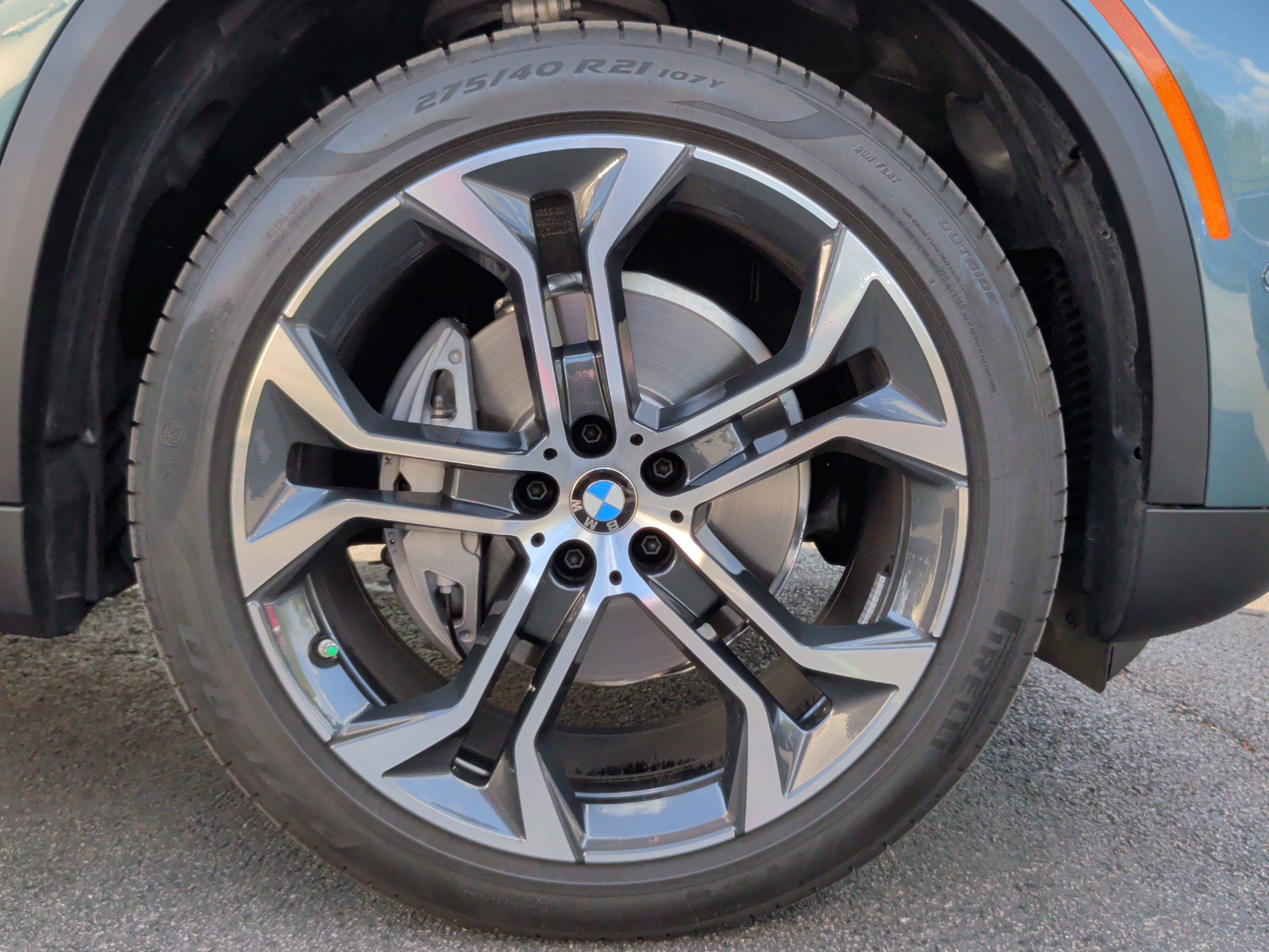 Used 2026 BMW X5 xDrive40i w/ Climate Comfort Package image 14