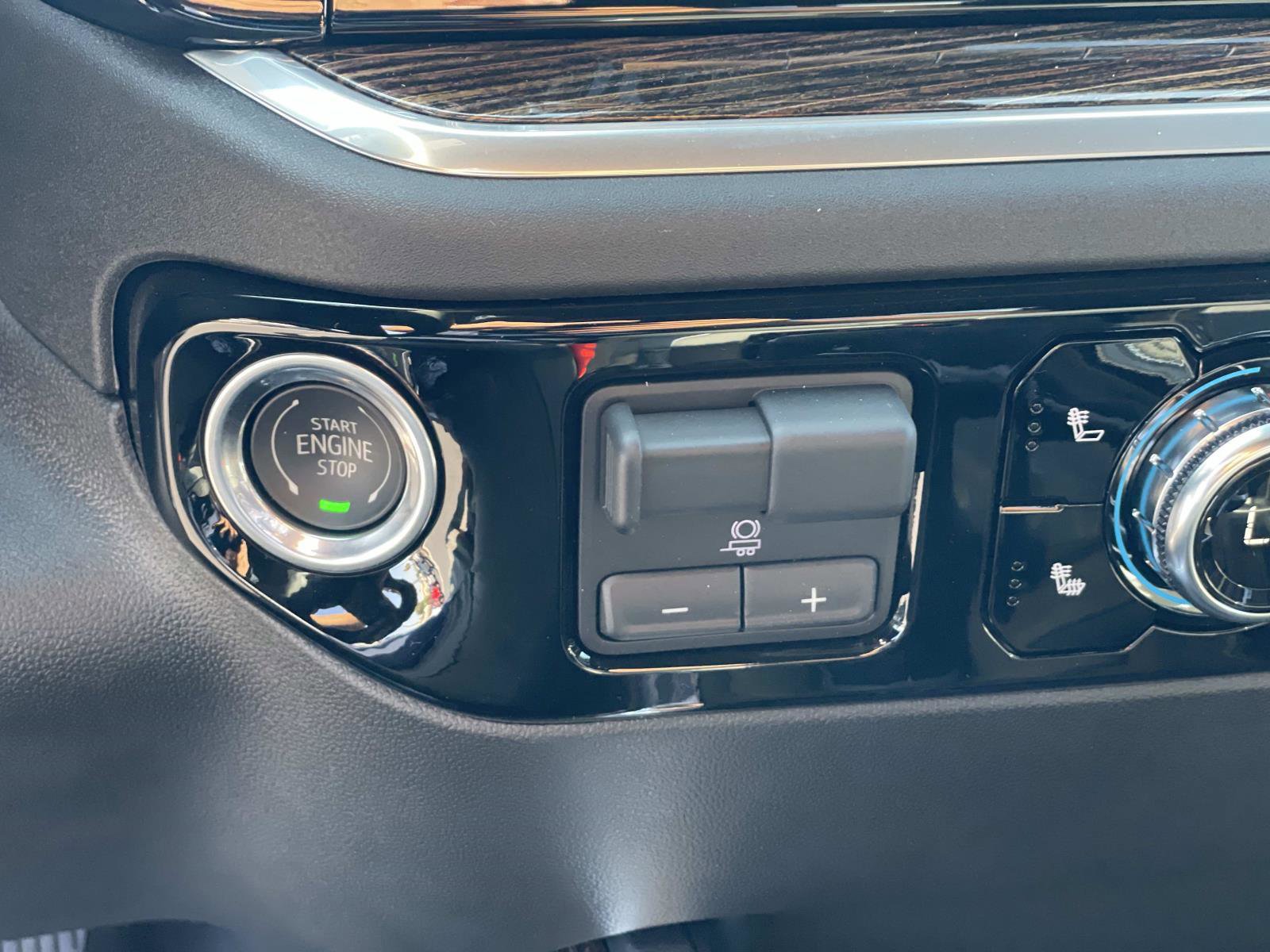 New 2026 GMC Sierra 1500 Elevation image 16