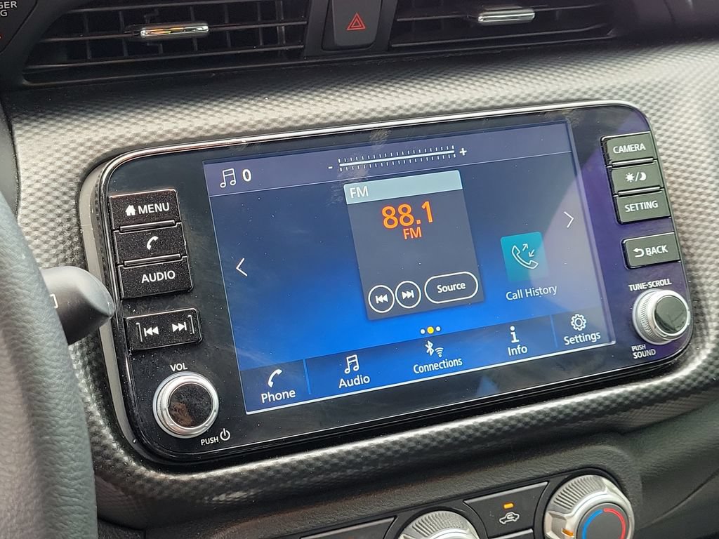 Used 2024 Nissan Kicks SV FWD image 21