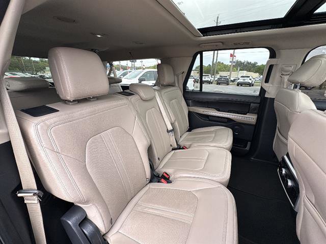 Used 2024 Ford Expedition Max Limited image 10