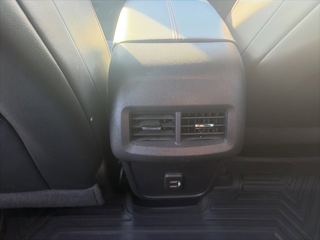 Used 2022 Chevrolet Equinox RS image 13