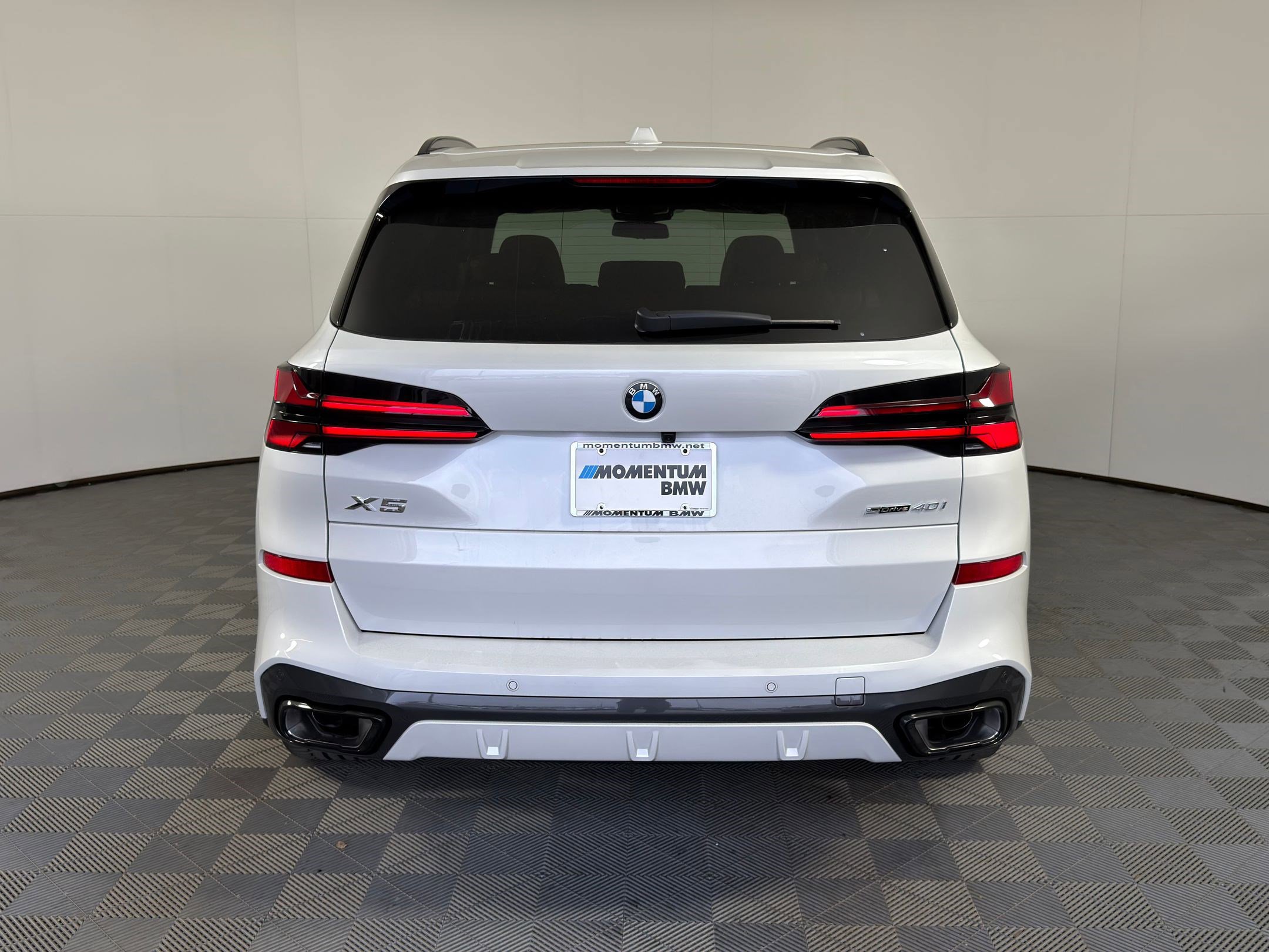 New 2026 BMW X5 sDrive40i w/ M Sport Package image 10