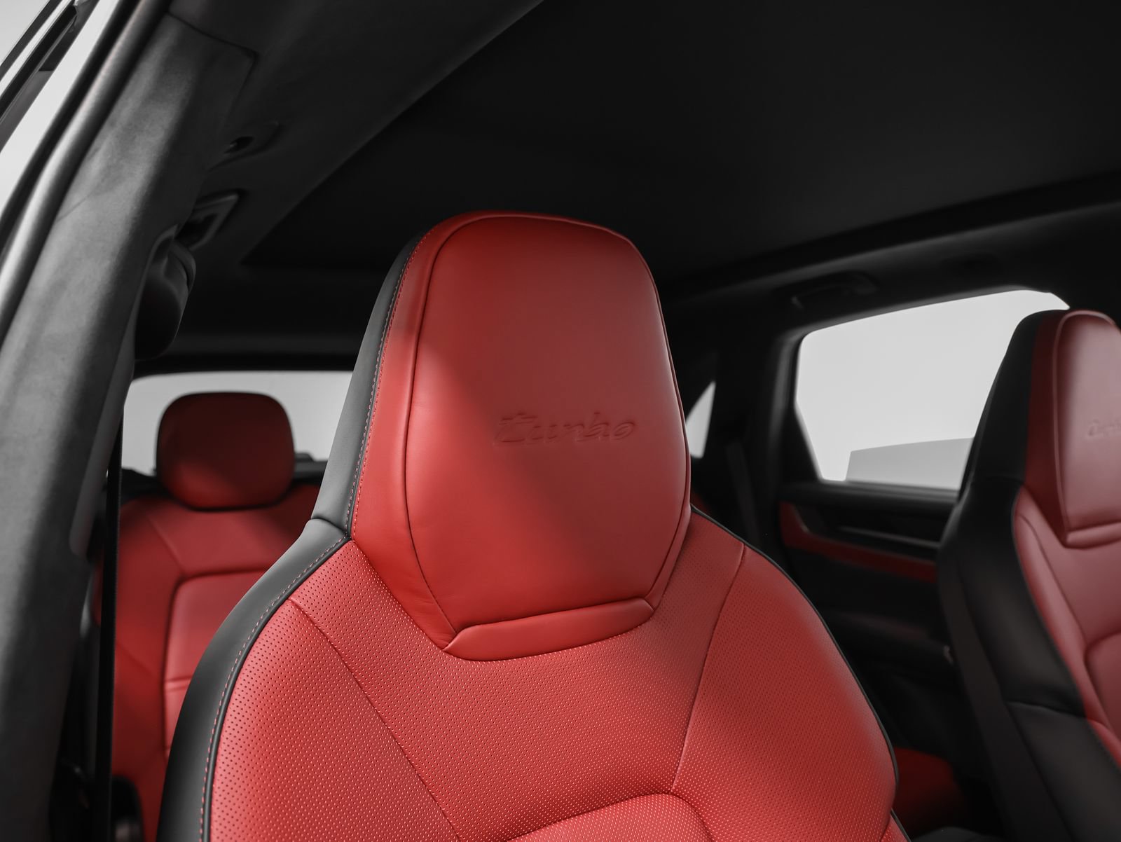 New 2026 Porsche Cayenne Turbo AWD/4WD image 25