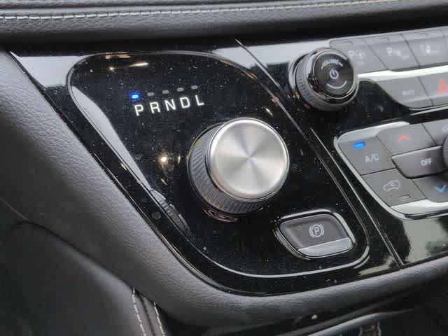 Used 2022 Chrysler Pacifica Limited w/ Uconnect Theater Family Group AWD/4WD image 34