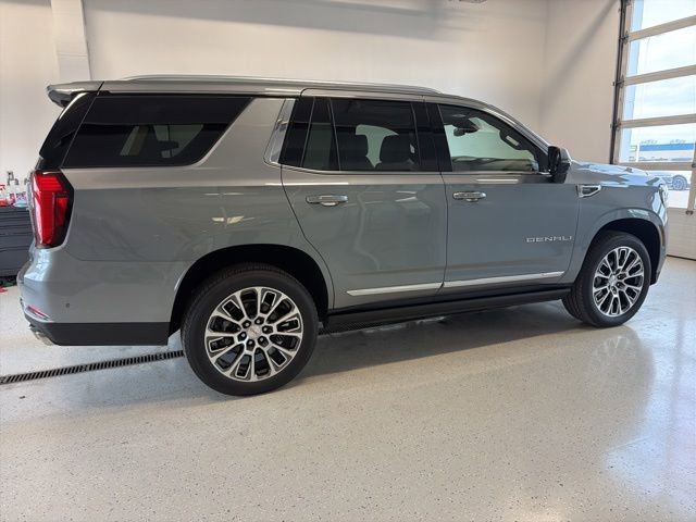 Used 2026 GMC Yukon Denali w/ Sun & Power Step Package image 12