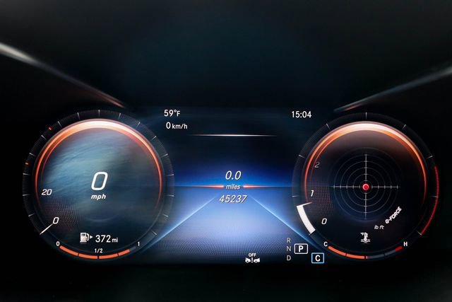 Used 2023 Mercedes-Benz C 300 4MATIC Coupe image 6