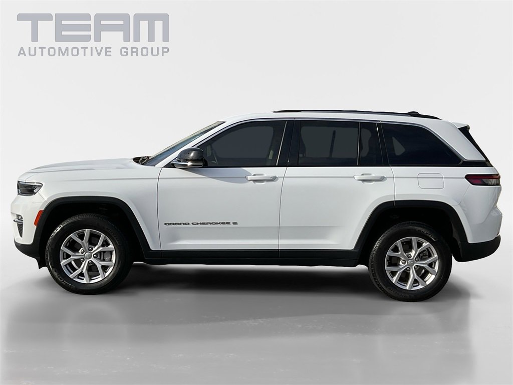 Used 2022 Jeep Grand Cherokee Limited image 4