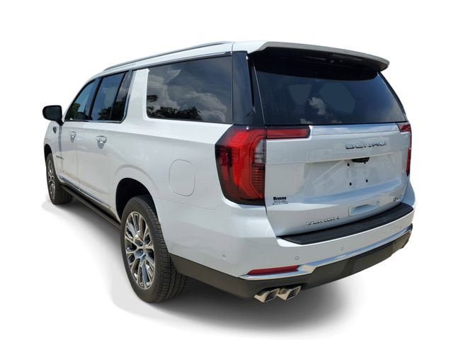 New 2026 GMC Yukon XL Denali w/ Denali Reserve Package AWD/4WD image 4
