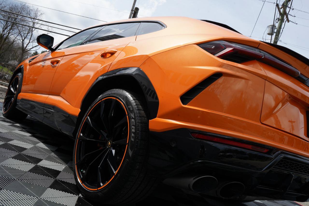 Used 2022 Lamborghini Urus AWD/4WD image 87