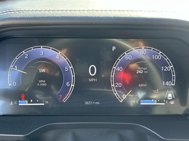 Used 2023 Jeep Grand Cherokee Overland image 30