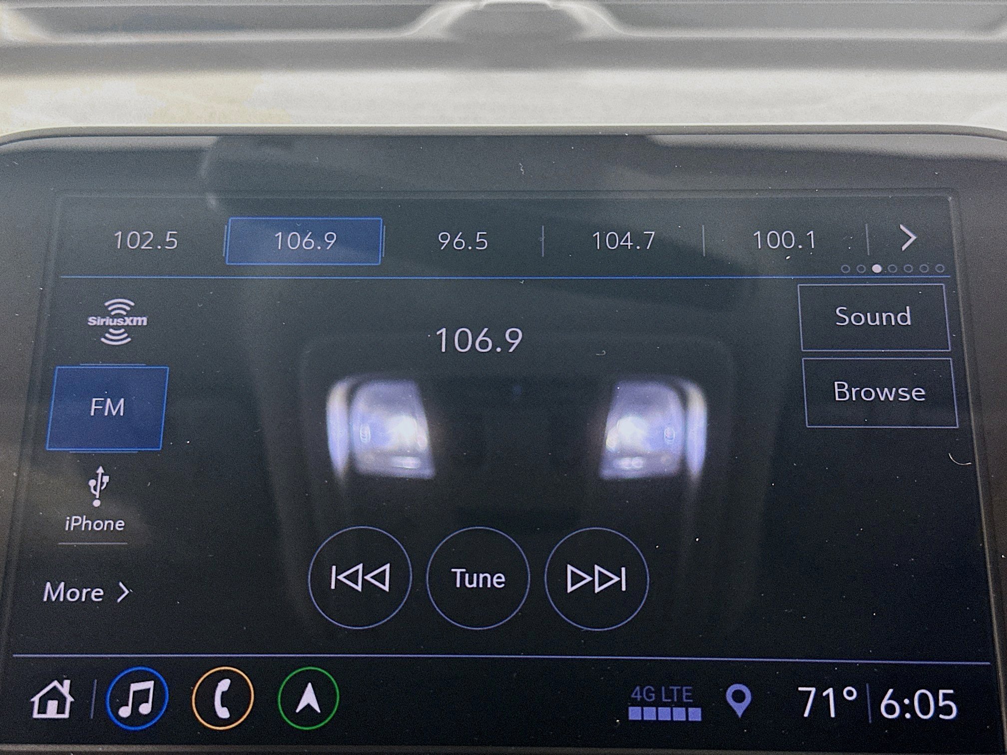 Used 2021 Chevrolet Equinox LT image 21