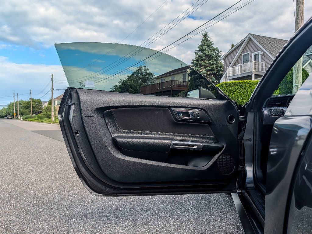 Used 2016 Ford Mustang GT RWD image 10