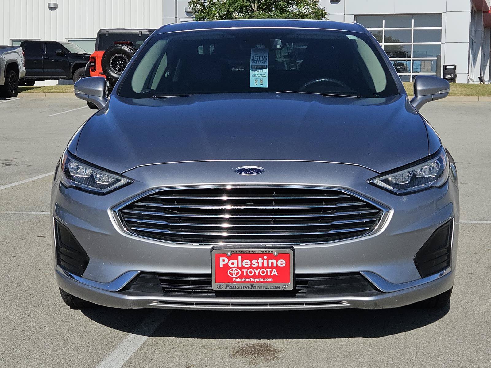 Used 2020 Ford Fusion SEL FWD image 2