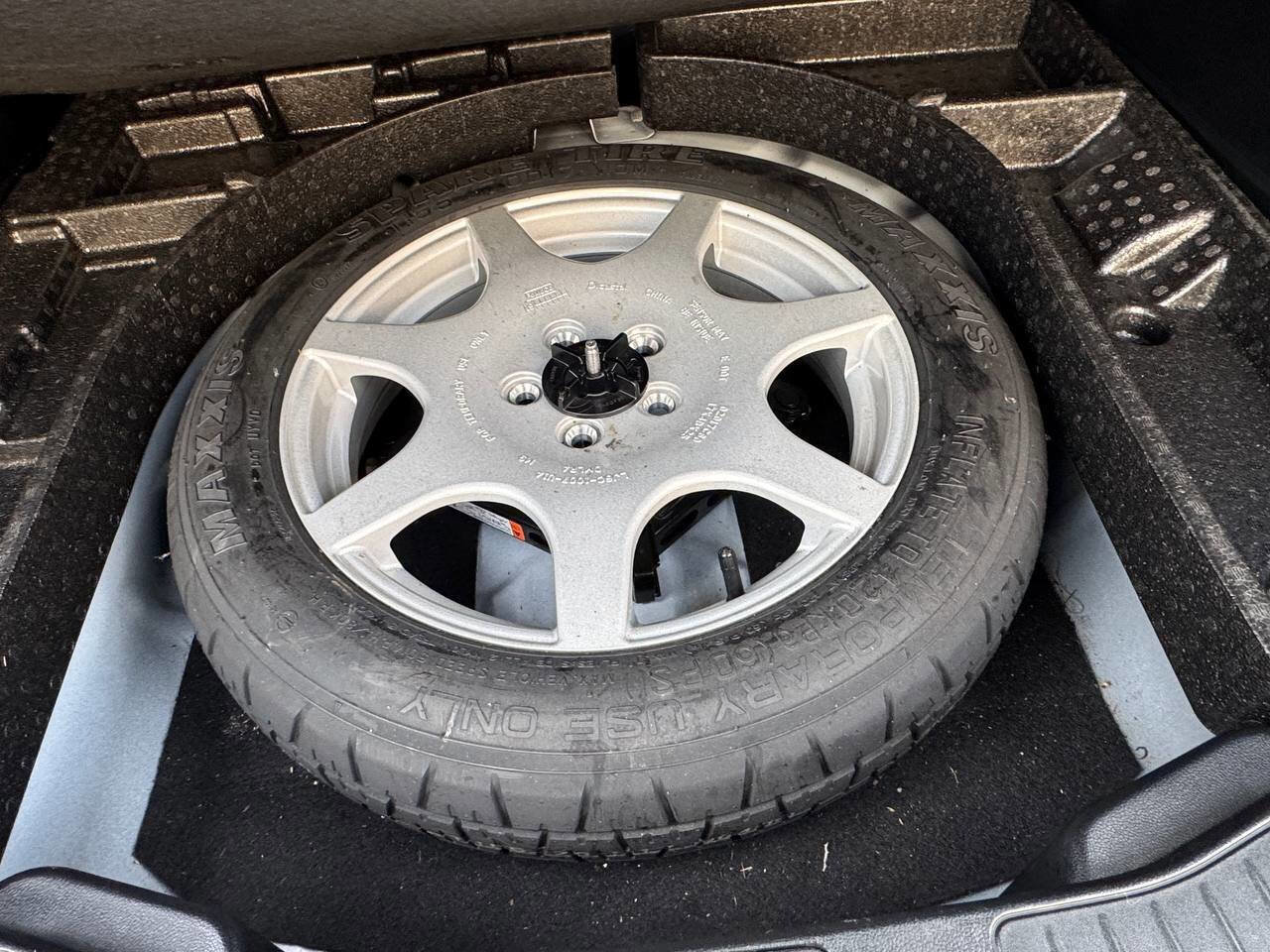 Used 2020 Ford Escape SE image 26