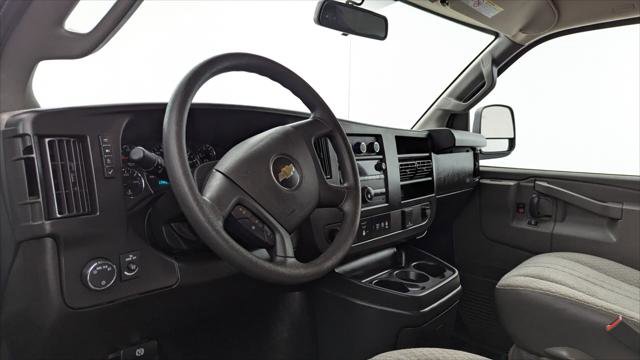 Used 2024 Chevrolet Express 2500 w/ Driver Convenience Package RWD image 21