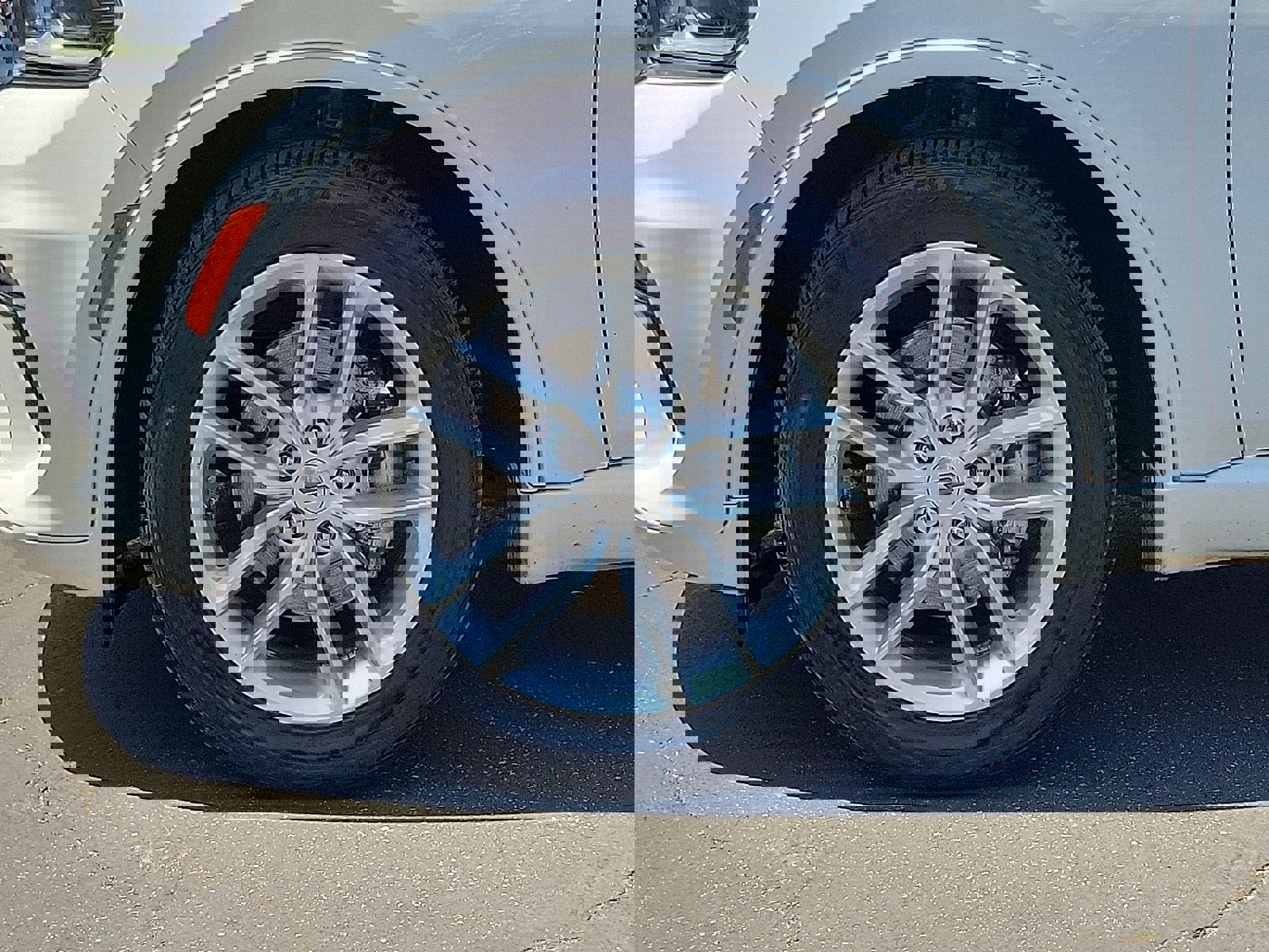 Used 2022 Dodge Durango GT image 27