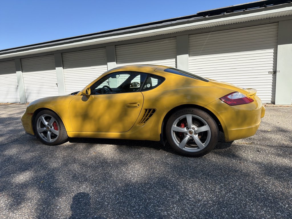 Used 2006 Porsche Cayman S RWD image 3