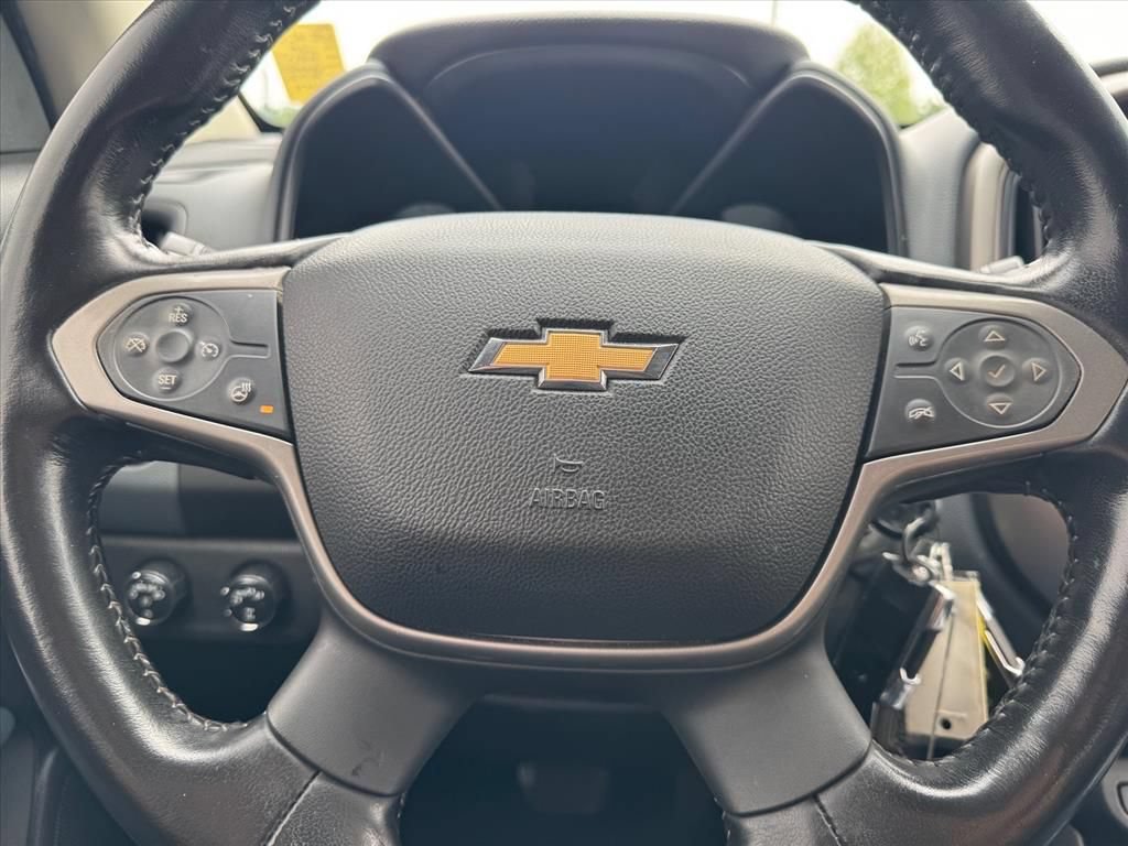 Used 2019 Chevrolet Colorado Z71 AWD/4WD image 17