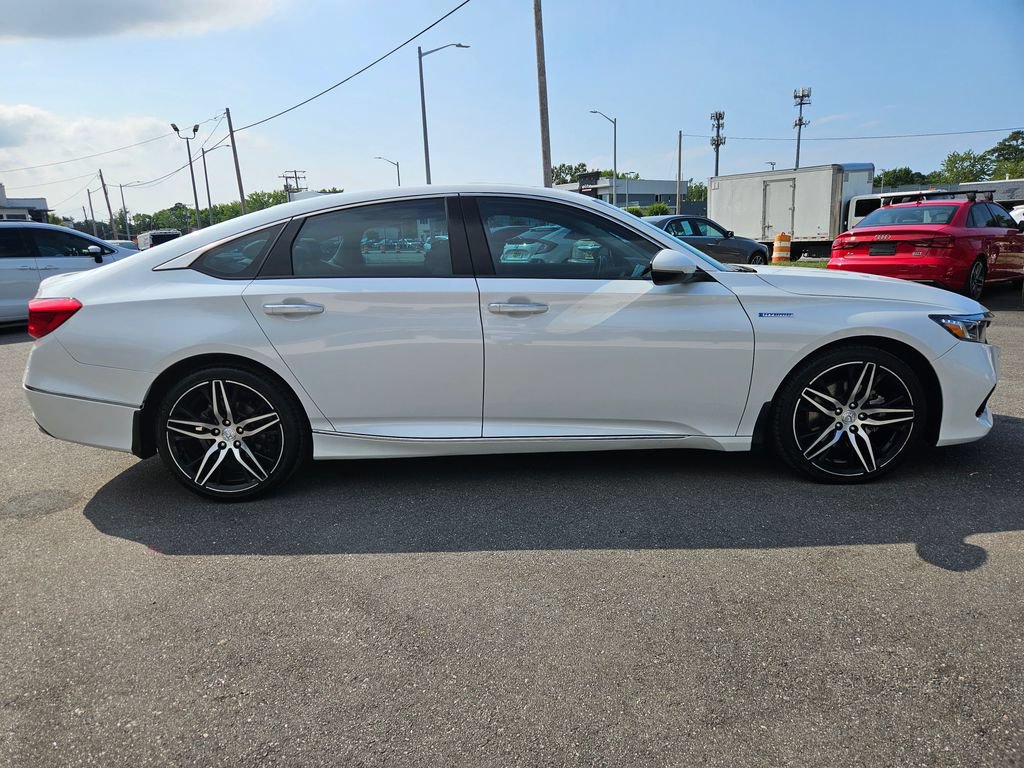 Used 2022 Honda Accord Touring image 4