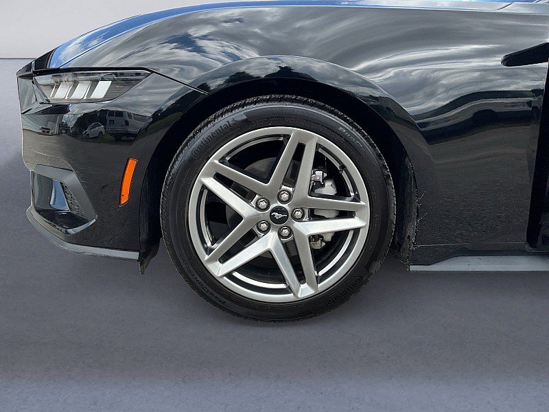 Used 2024 Ford Mustang Premium RWD image 9