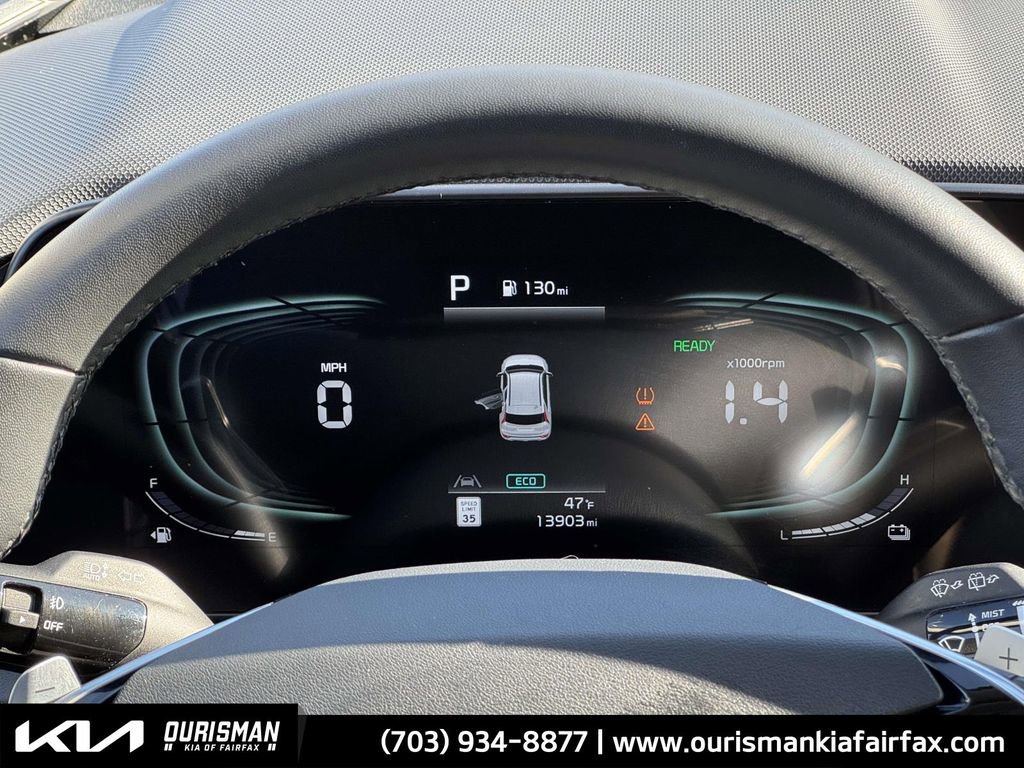 Used 2023 Kia Niro EX Touring image 13
