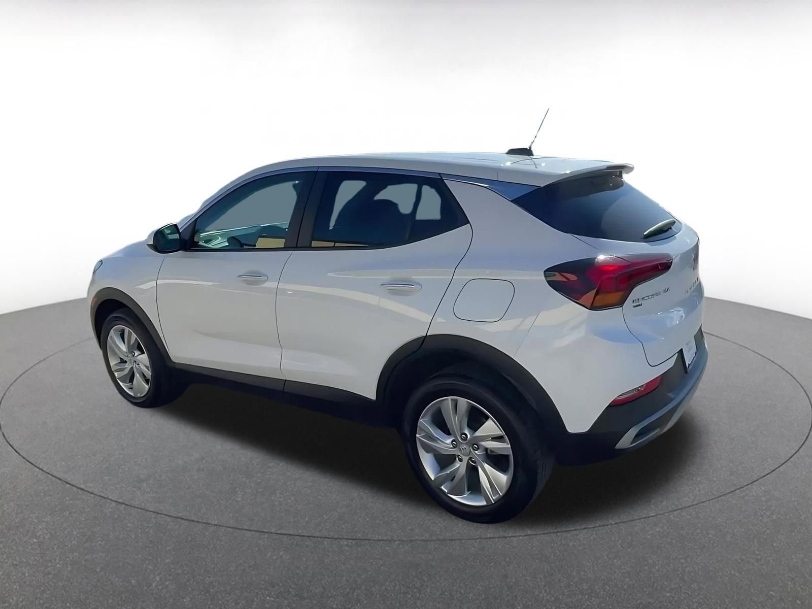 Used 2025 Buick Encore GX Preferred image 10