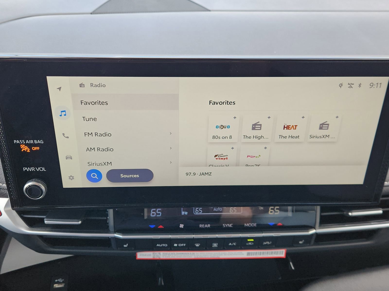 New 2026 Toyota Sienna XSE FWD image 18