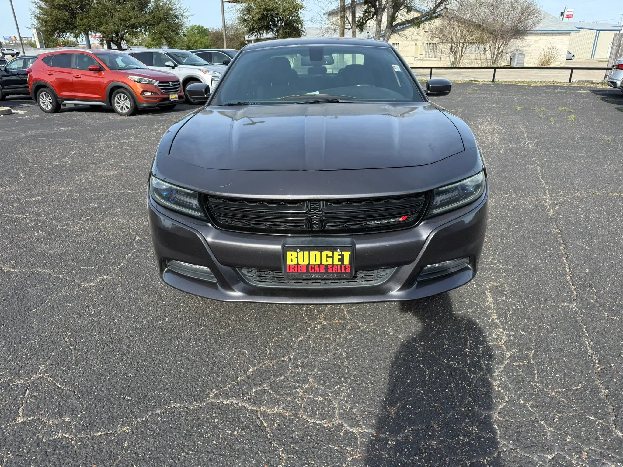 Used 2016 Dodge Charger SXT image 2