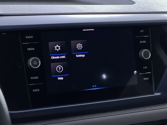 Used 2024 Volkswagen Taos SE image 18