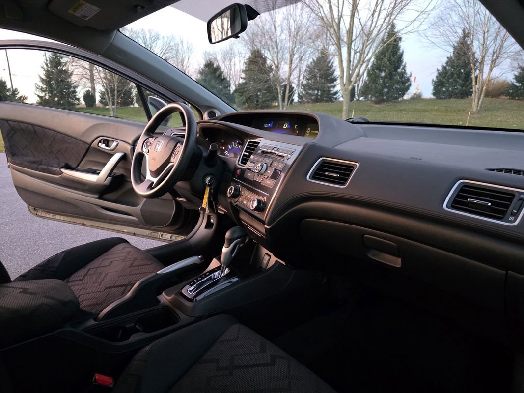 Used 2013 Honda Civic LX image 16