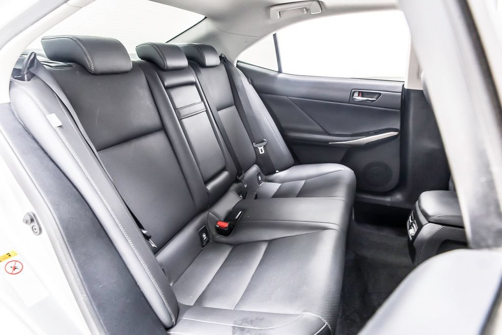 Used 2016 Lexus IS 200t RWD image 36