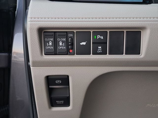 Certified 2025 Honda Odyssey Touring image 23