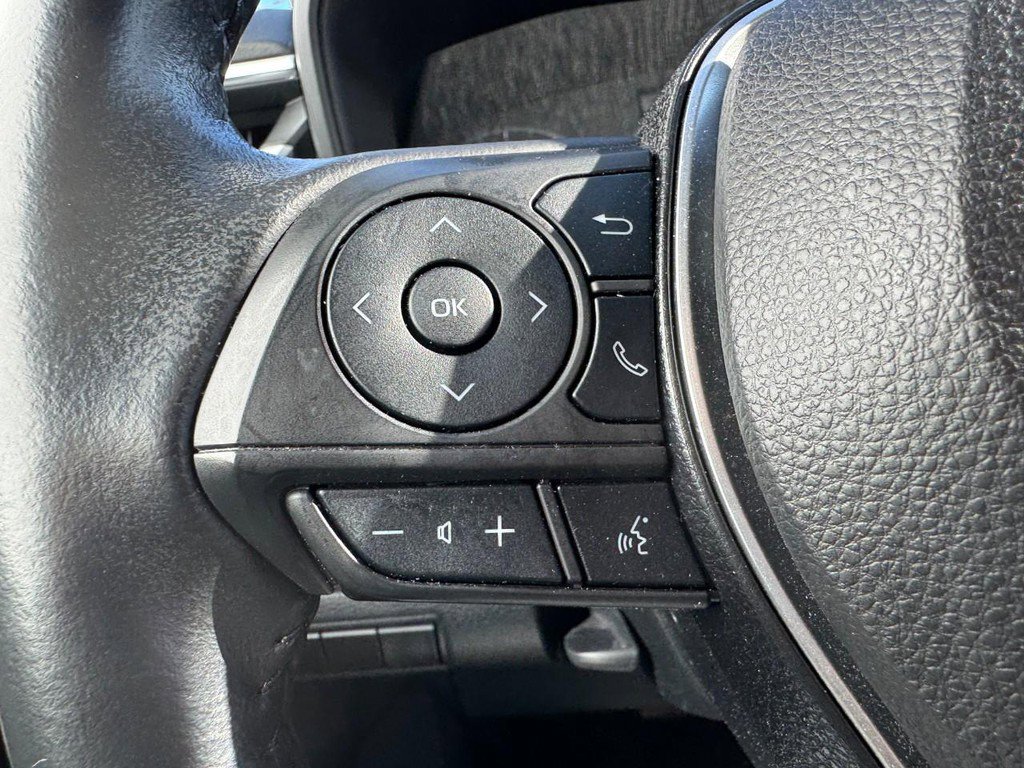 Used 2024 Toyota Corolla SE image 16