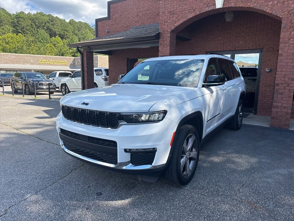 Used 2022 Jeep Grand Cherokee L Limited image 12