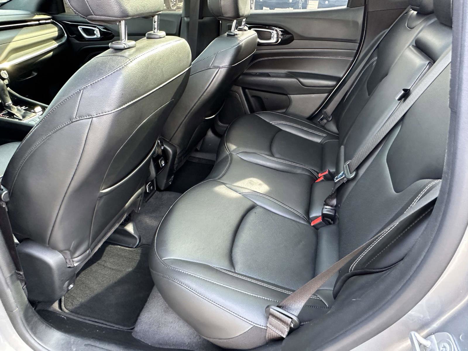 Used 2023 Jeep Compass High Altitude image 11