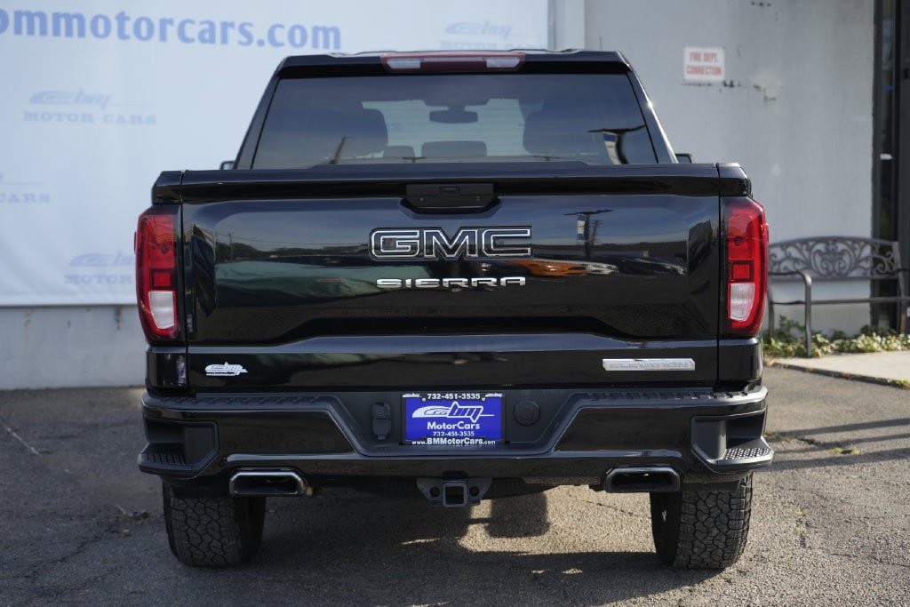 Used 2021 GMC Sierra 1500 Elevation w/ LPO, Elevation Black Package AWD/4WD image 6