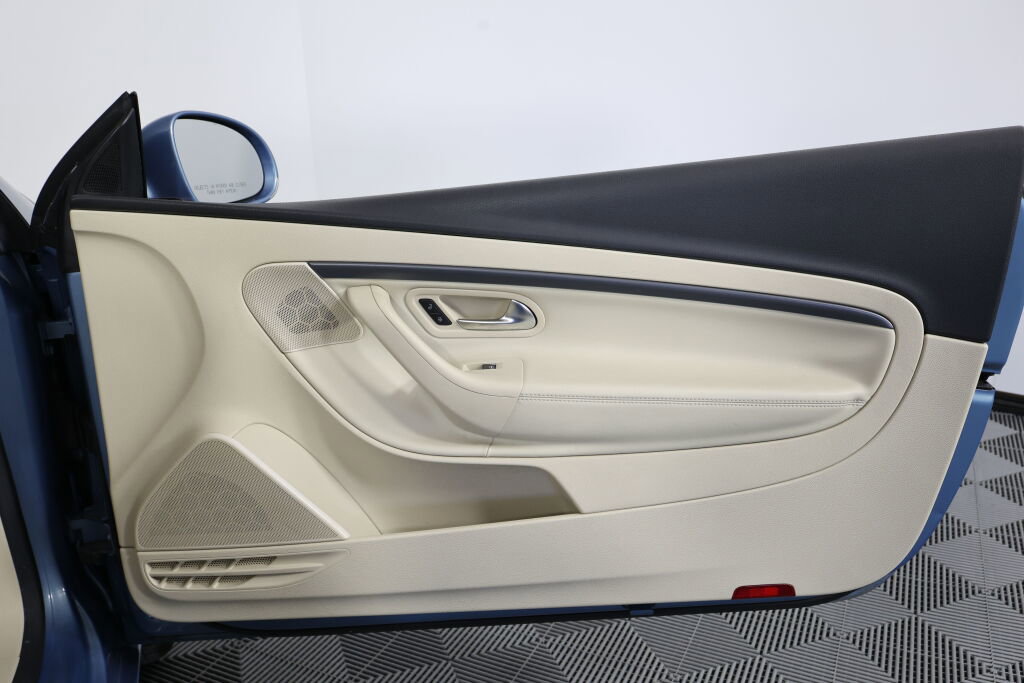 Used 2008 Volkswagen Eos 2.0T image 19