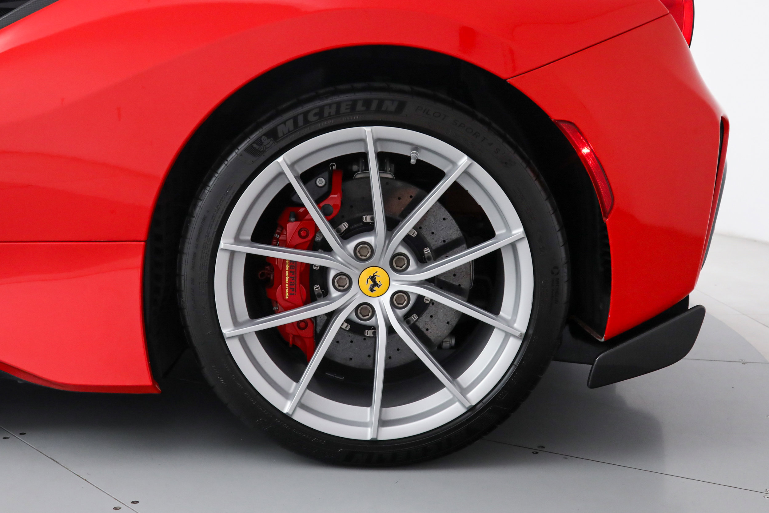 Used 2019 Ferrari 488 Pista Coupe image 42