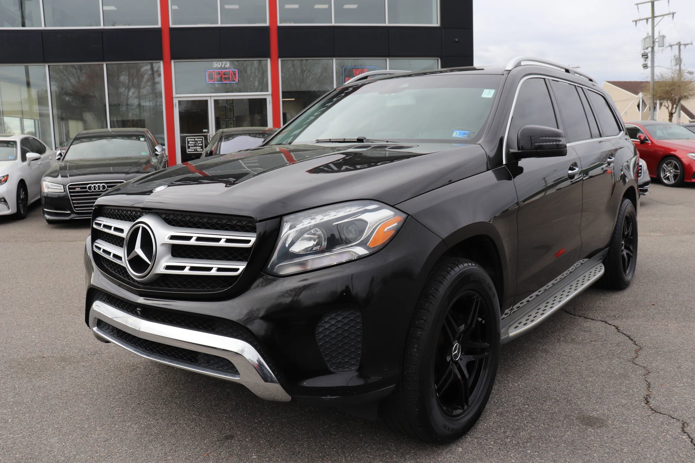 Used 2017 Mercedes-Benz GLS 450 4MATIC w/ Premium Package image 1