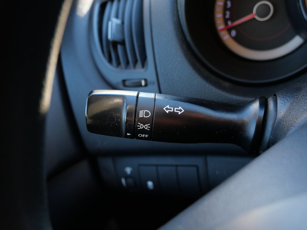 Used 2013 Kia Forte EX FWD image 24