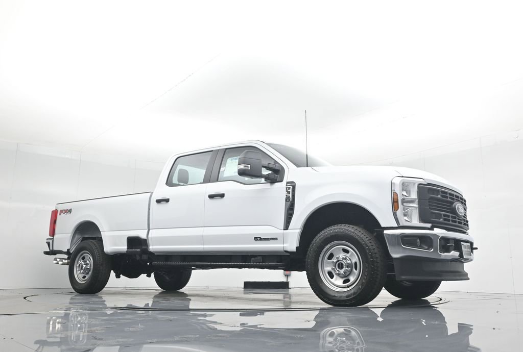 New 2026 Ford F350 XL w/ XL Driver Assist Package image 3