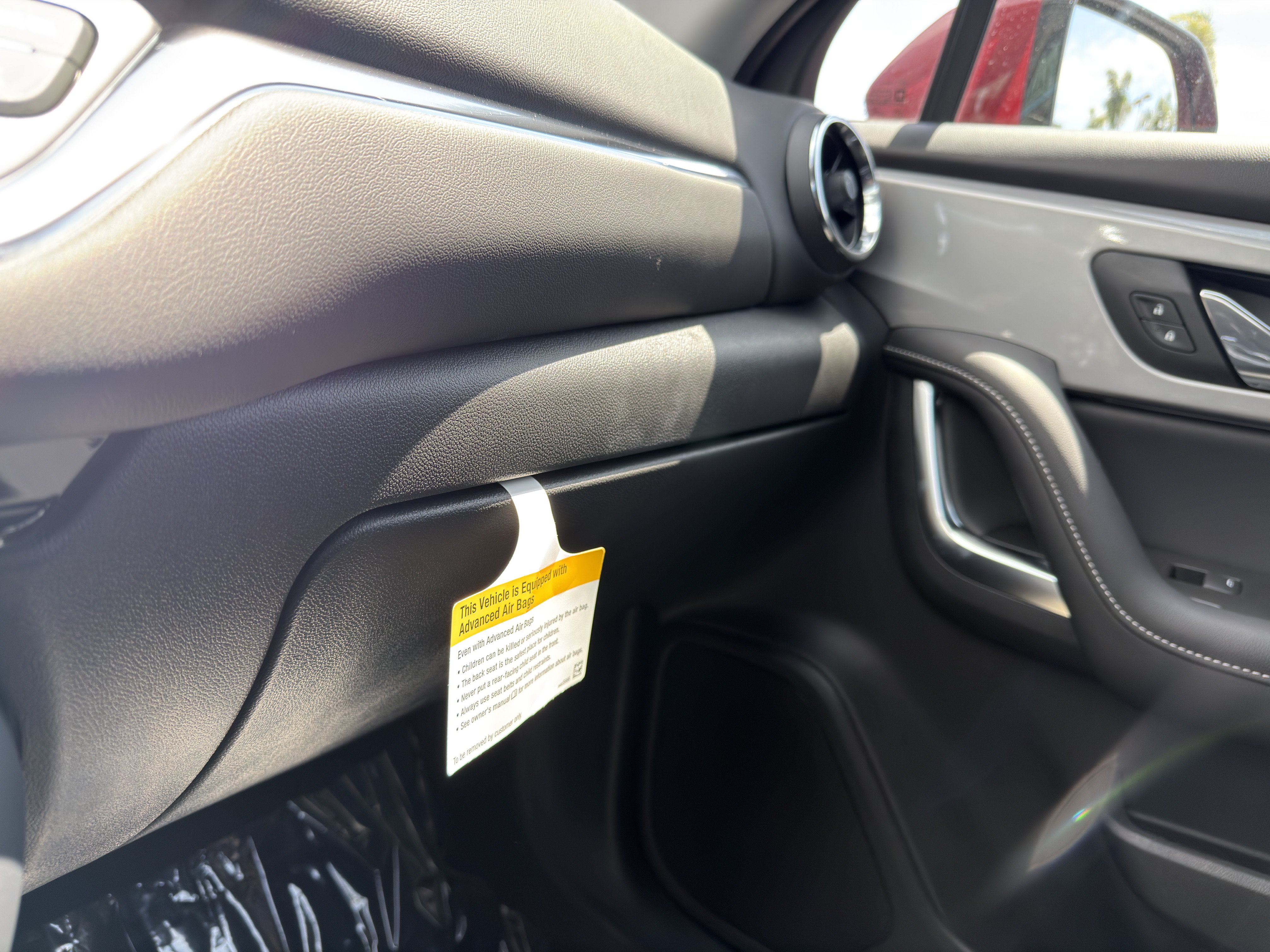 New 2025 Chevrolet Blazer LT w/ Convenience Package FWD image 38