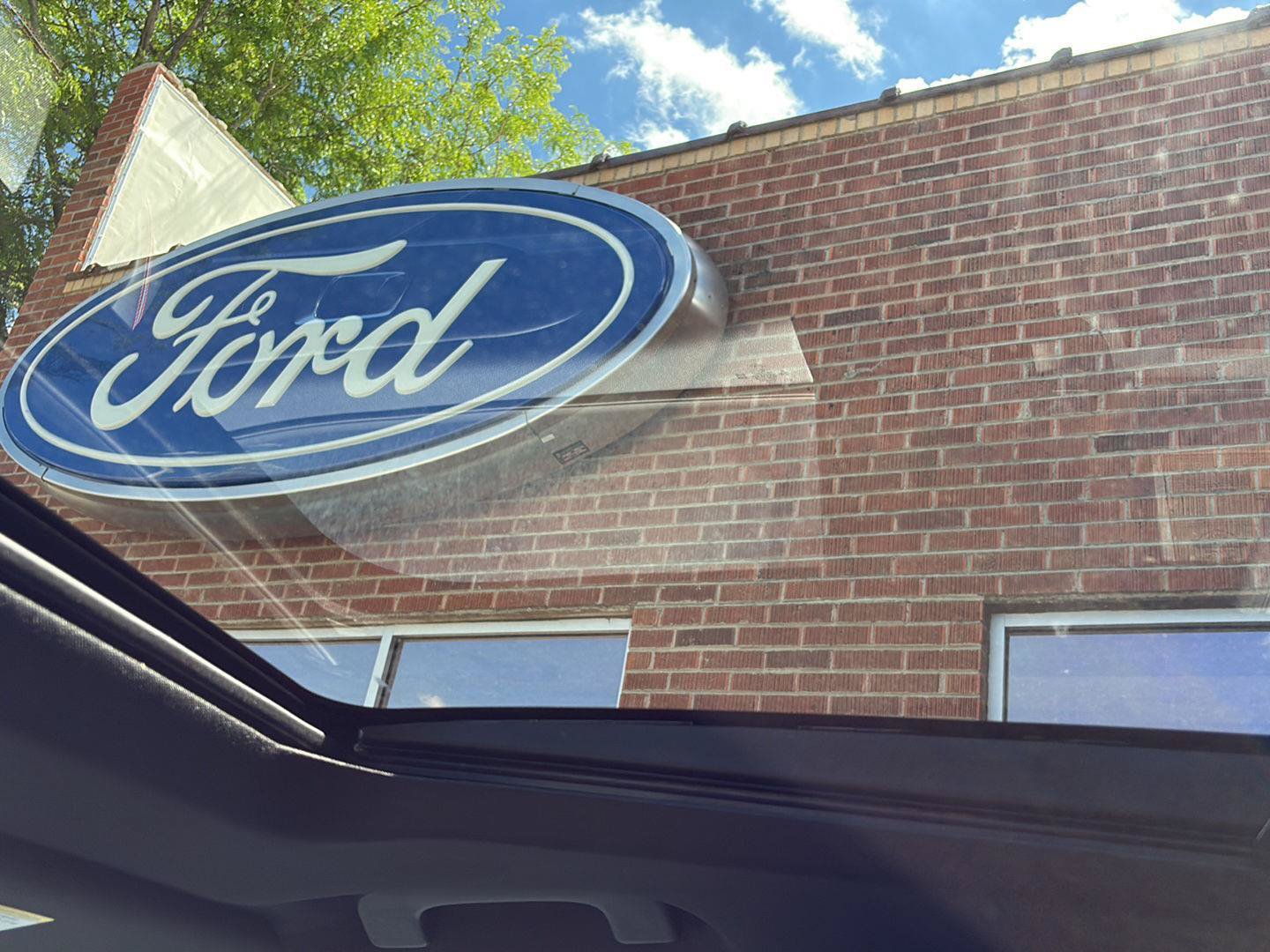 New 2026 Ford Explorer ST w/ Sun And Sound Package AWD/4WD image 19