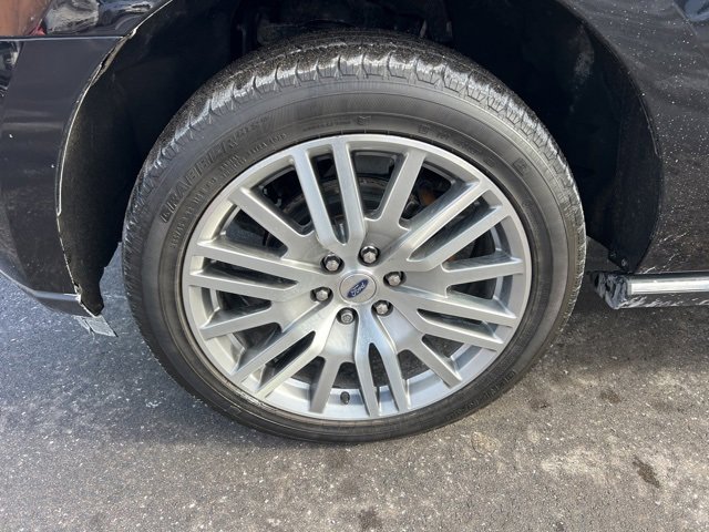 Used 2023 Ford Expedition Limited image 9