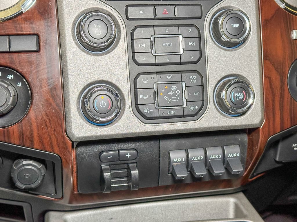 Used 2016 Ford F350 Lariat w/ Lariat Ultimate Package image 40