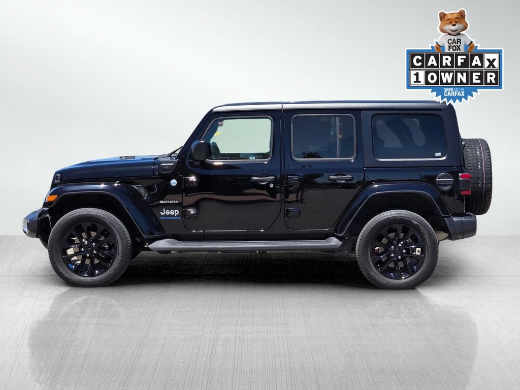 Used 2023 Jeep Wrangler Unlimited Sahara w/ Cold Weather Group AWD/4WD image 7
